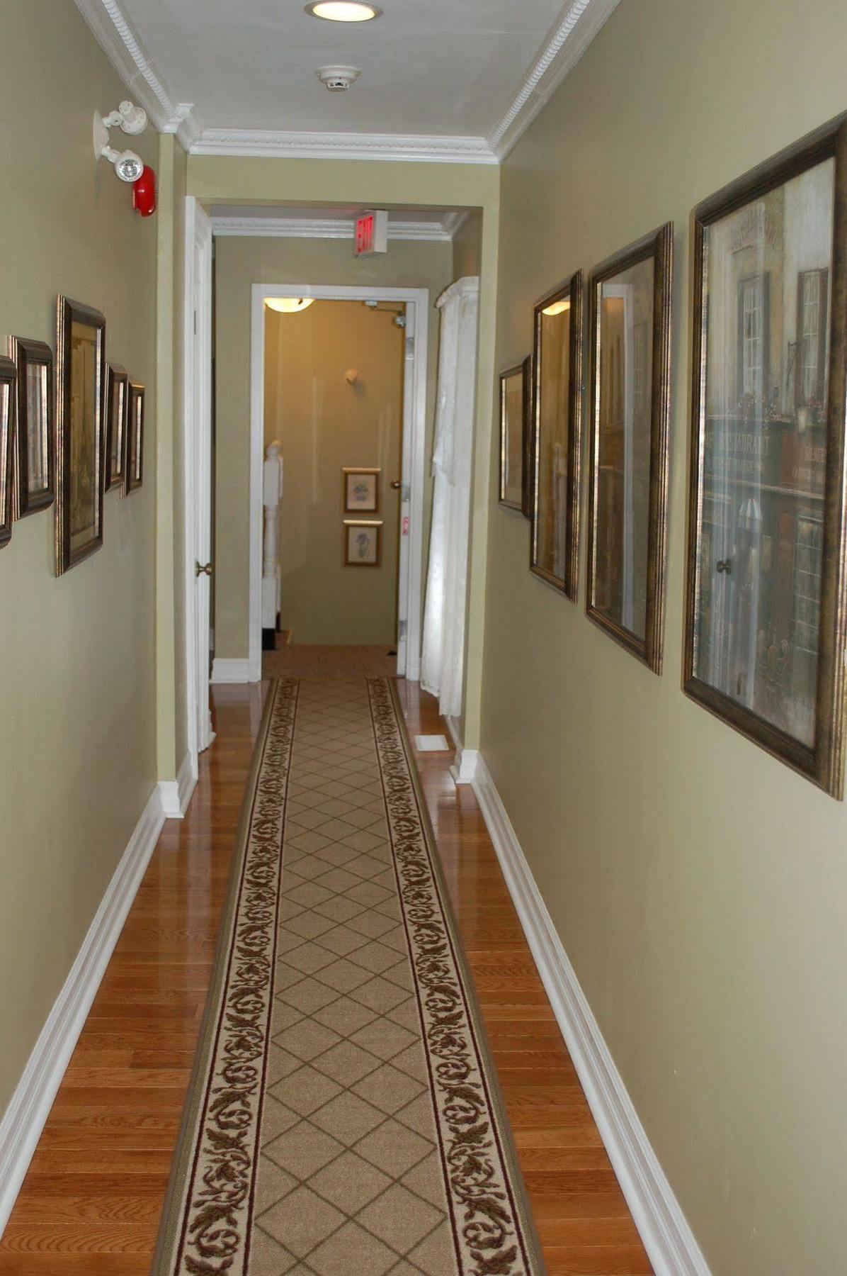 Accommodations Niagara Bed & Breakfast Екстер'єр фото